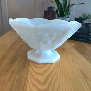 Anchor Hocking bowl Milk Glass Grape pattern